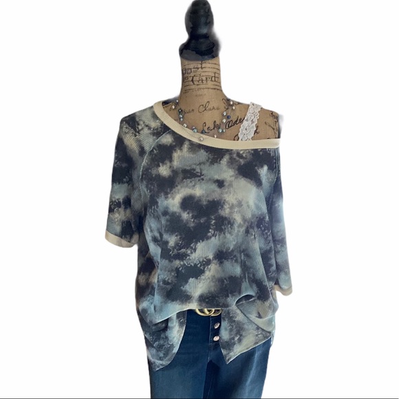 Honeyme blue/white patterned short sleeve shirt - Picture 1 of 6